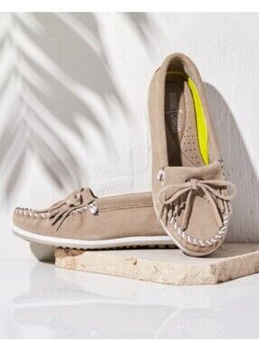 Minnetonka Kilty Plus Moccasin Stone Suede Driving Loafers Women's Size 11